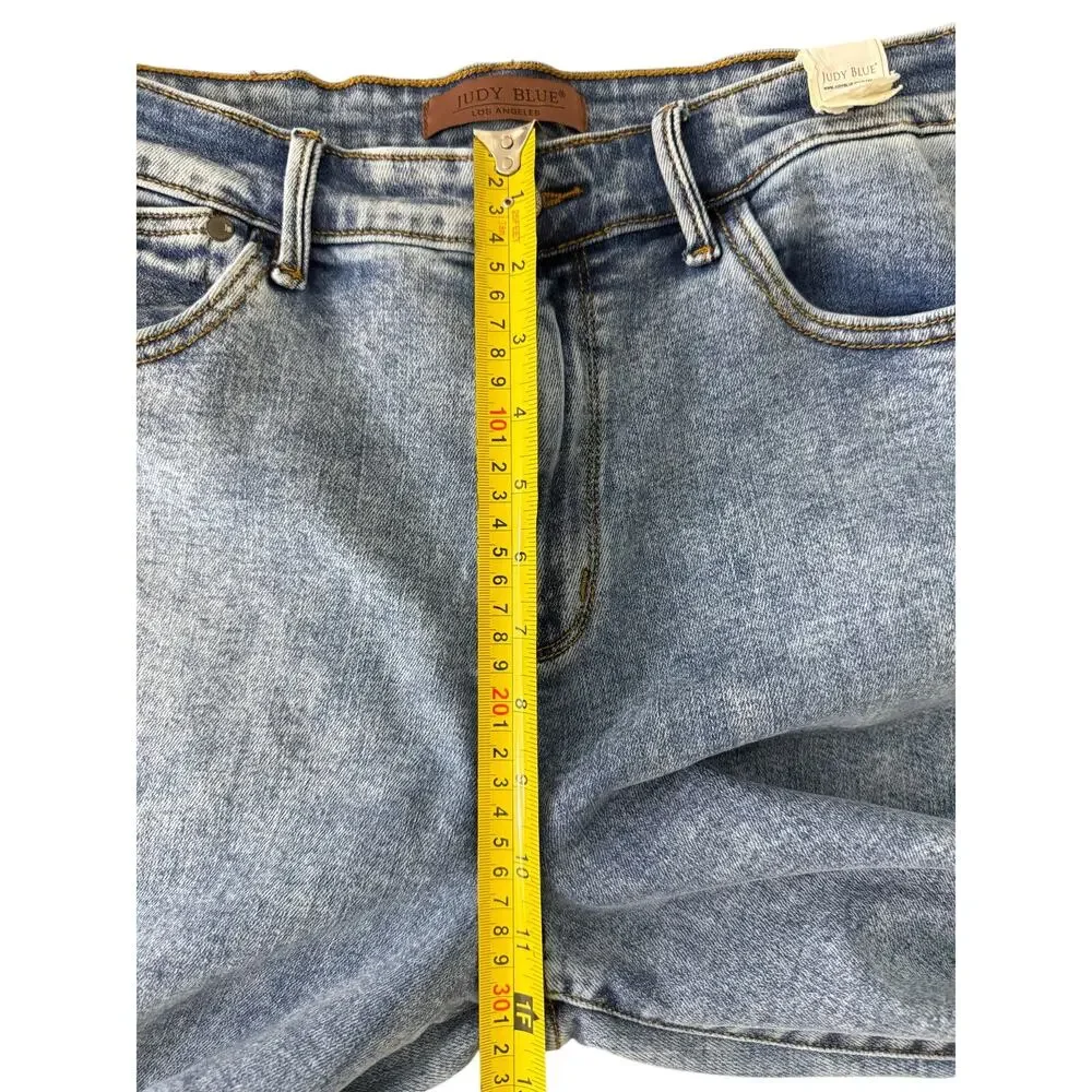 Judy Blue Stonewell High Rise Straight Leg Jeans Light Wash Size 13/31 Stretch - Picture 12 of 13